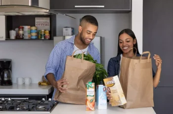 Amazon’s Grocery Delivery Expansion: A Challenge for Smaller Delivery Platforms